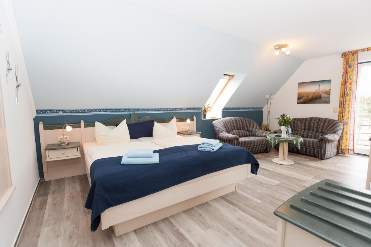 Hotel Garni Am Deich Zingst Exteriör bild
